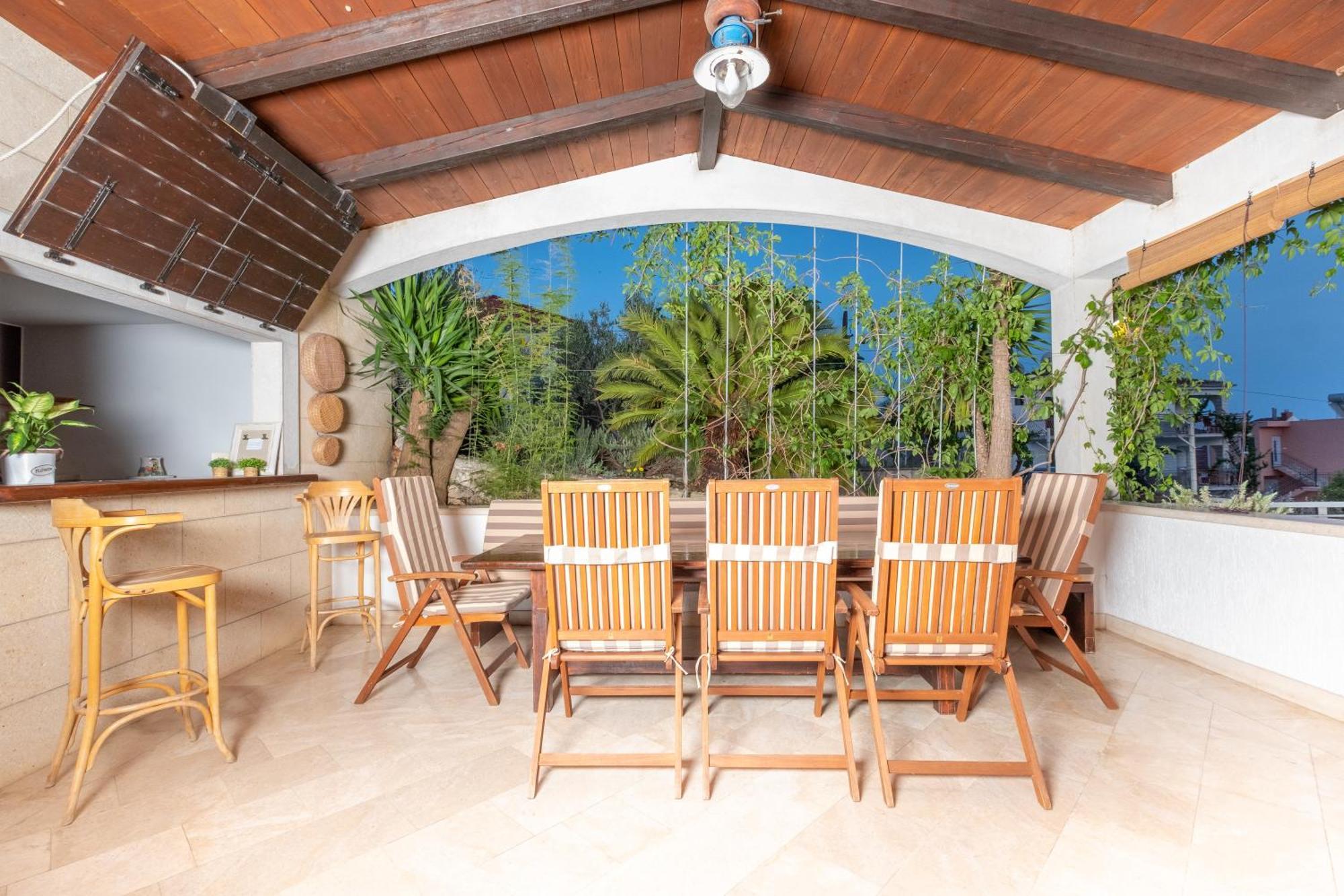 Verandah *